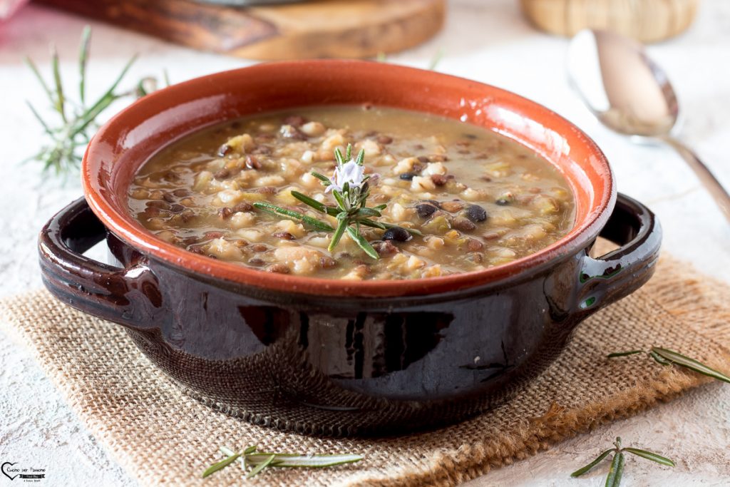 zuppa-legumi-cereali-dieta