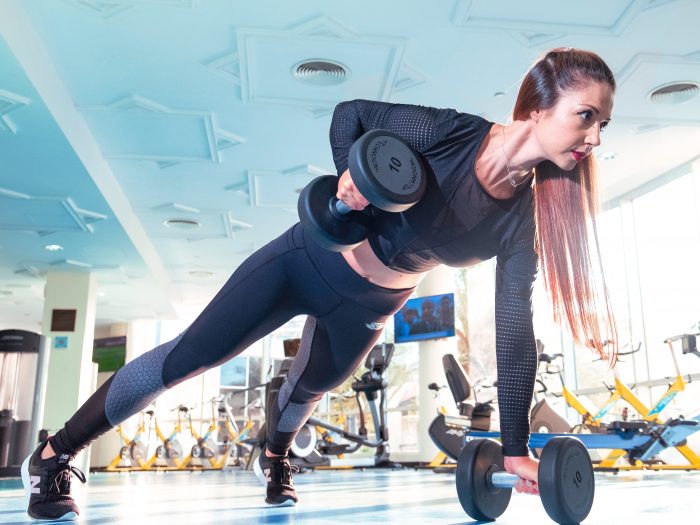 esercizi-forza-donna-cibum