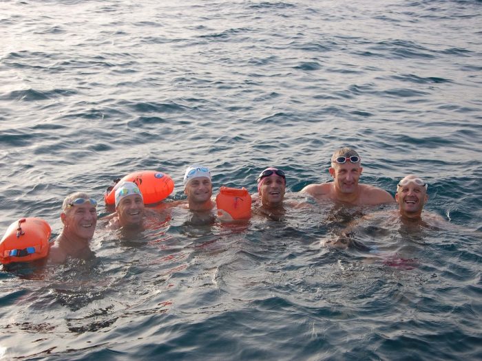 nuoto-mare-riscaldamento