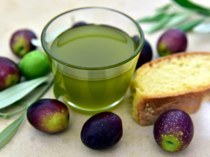 olive-oil-3803168_1920