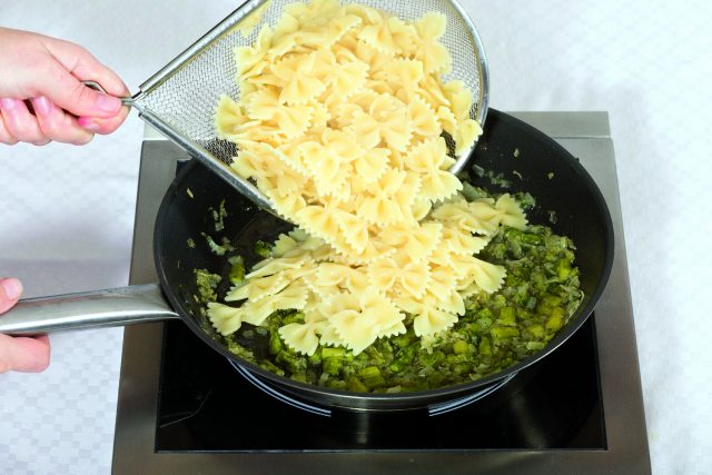 ricetta-farfalle-agli-asparagi